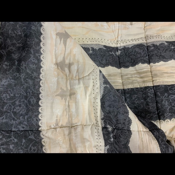 Queen Comforter set - NEW - Picture 4 of 10